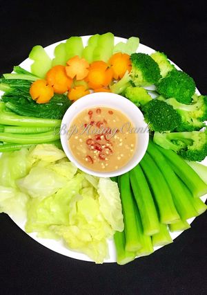 Hình của món Rau Thập Cẩm Chấm Chao Chay.