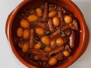 Una foto de cazuela de setas