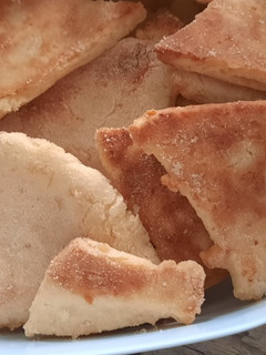 Una foto de Scons de queso sin TACC