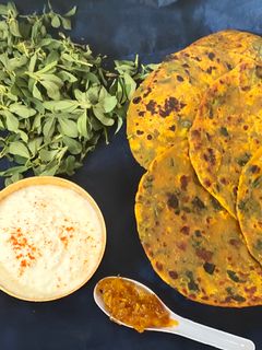 મેથી પરાઠા રેસીપી મુખ્ય ફોટો