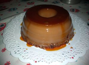 Una foto de Postre de Flan con Galletitas