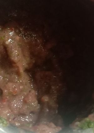 A picture of Pudina chutney.
