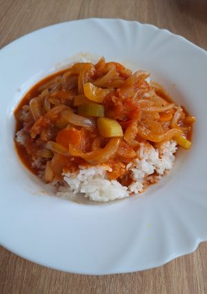 Diétás lecsó cukkinivel és sárgarépával recept fotója
