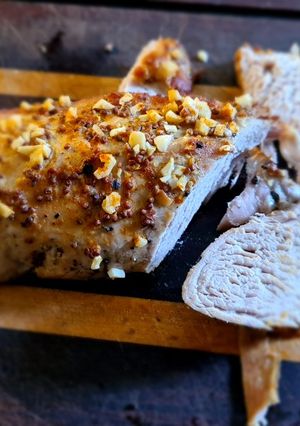 Una foto de Solomillo de cerdo con salsa de mostaza y romero