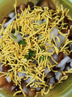 चना चाट (chana chaat recipe in Hindi) रेसिपी मुख्य फोटो