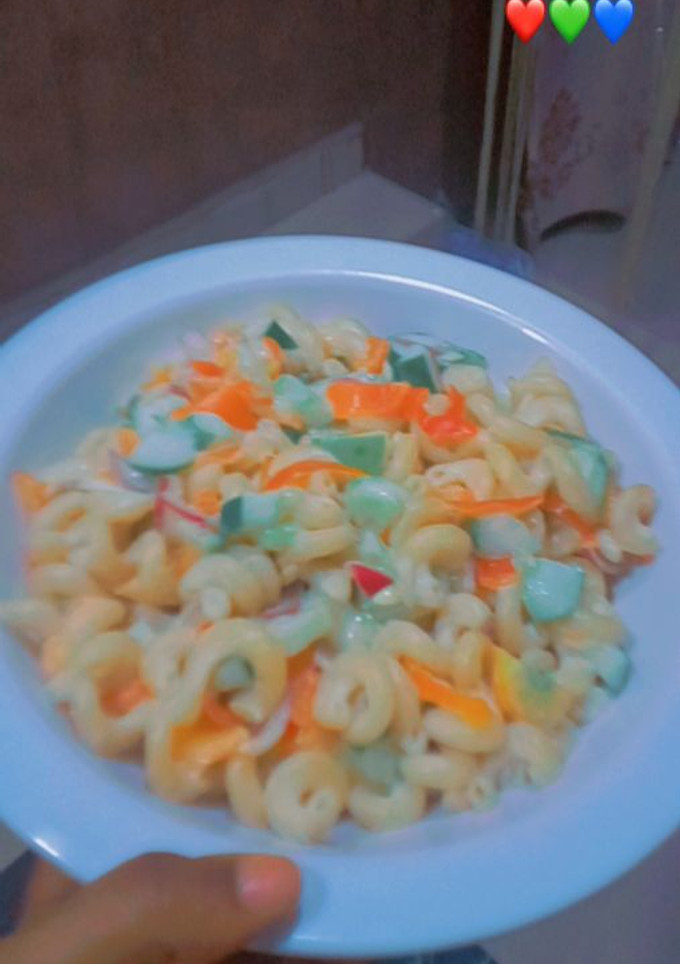 A picture of Macaroni salad.