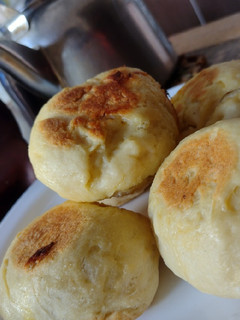 Una foto de Pancitos express rellenos en olla