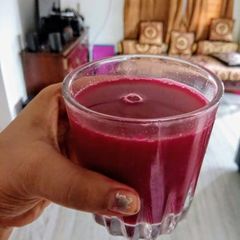 A picture of Mixed vegetable grape juice.