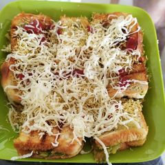 A picture of Cheese potato Sandwich.