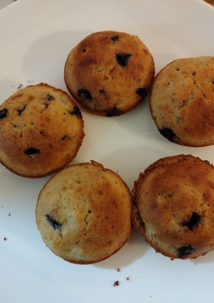Una foto de Muffins de banana y chips de chocolate