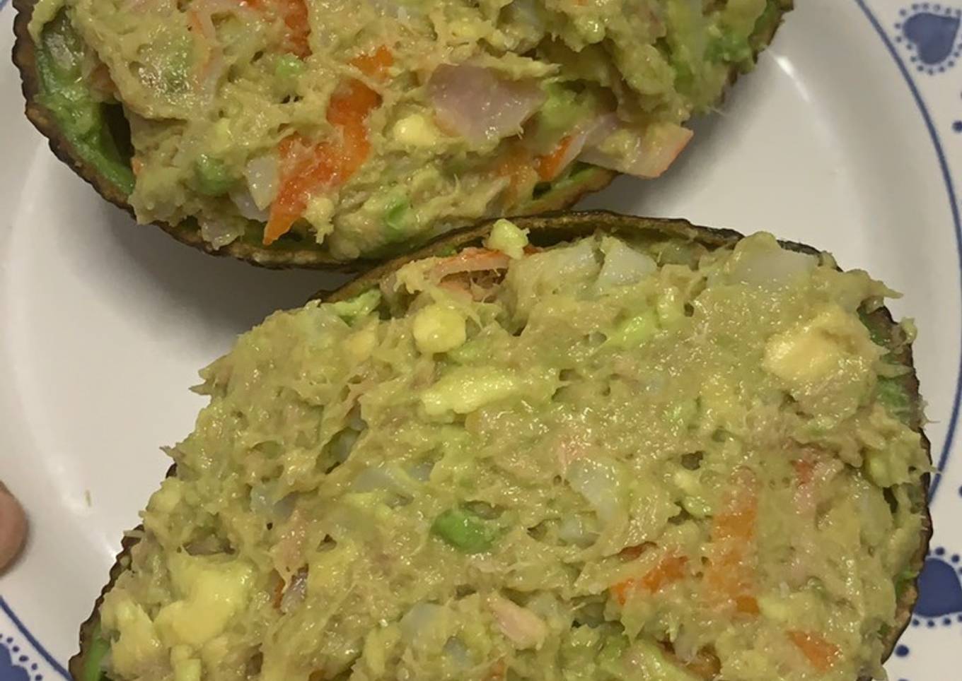 Aguacates rellenos