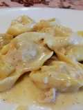 Tortellini ripieni di Formaggio ai Quattro Formaggi