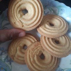 A picture of Butter cookies.
