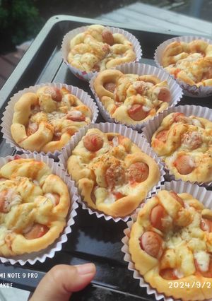 Foto resep Roti sosis ala pizza