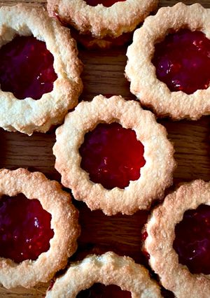 Une photo de Biscuits confiture