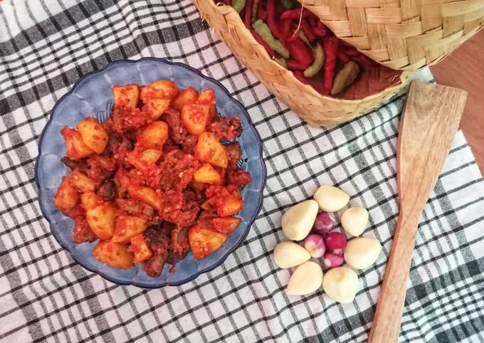 Balado Kentang Ati Ampela