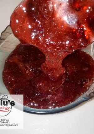 A picture of Home made strawberry jam.