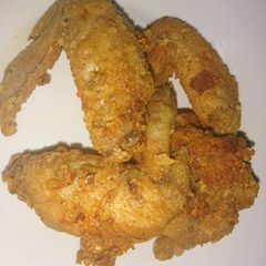 A picture of Marinated Chicken Wings.