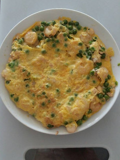 Una foto de Tortilla de guisantes y atún