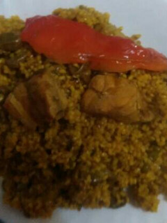 Una foto de Arroz con habas y costillas