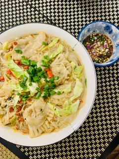 A picture of Dumplings in Mee Hon Soup.