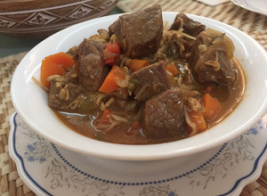 Una foto de Carne de res estilo Goulash -Carne Húngara