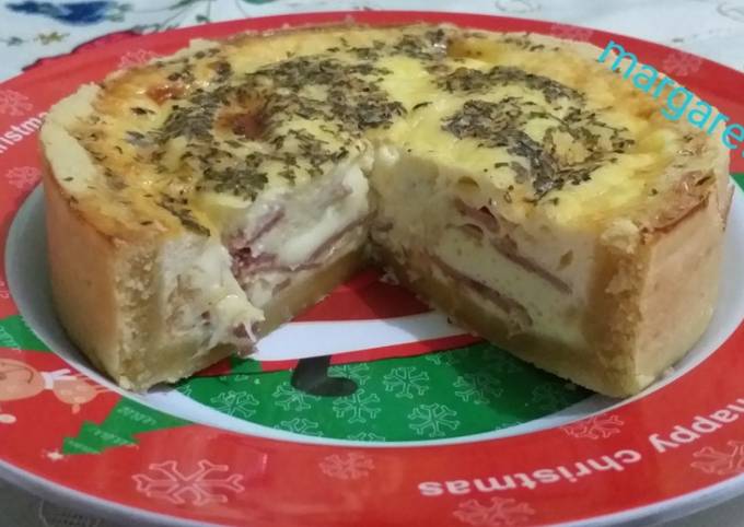 Cheese and Smoked Beef Quiche