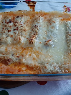 Una foto de Canelones de Carne