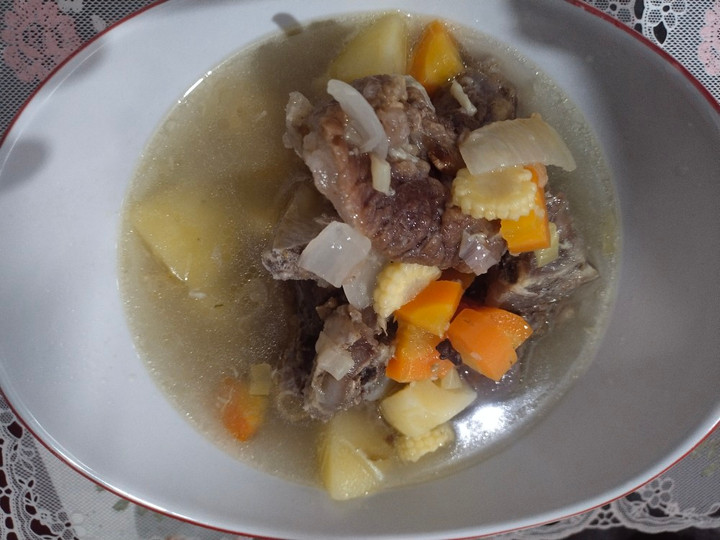 Resep Sop Buntut yang Lezat