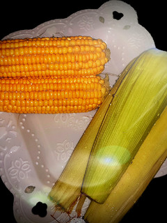 A picture of Boiled maize(corn).