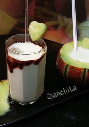 A picture of Musk Melon Lassi.