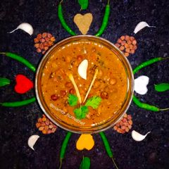 A picture of Black Chana Curry.