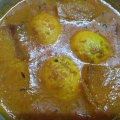 A picture of Egg Potato curry.