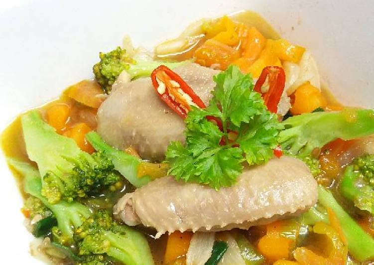Resep Sop Ayam Brokoli Wortel Sehat | Cara Masak Sop Ayam Brokoli Wortel Sehat Yang Enak dan Simpel
