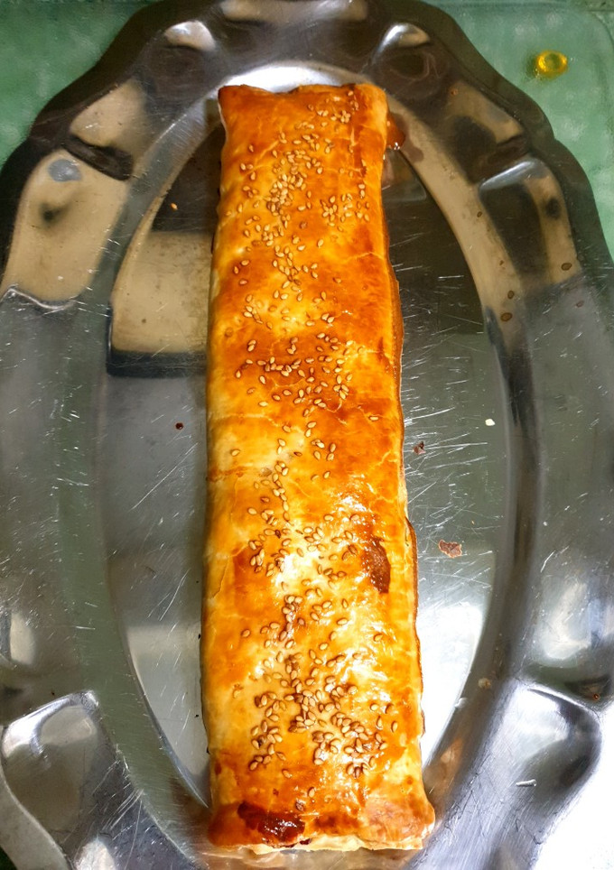 Una foto de Hojaldre de bacon pimientos y queso