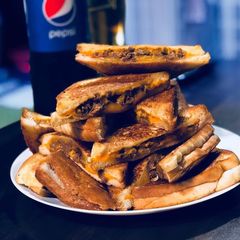 A picture of Beefy cheese melt.
