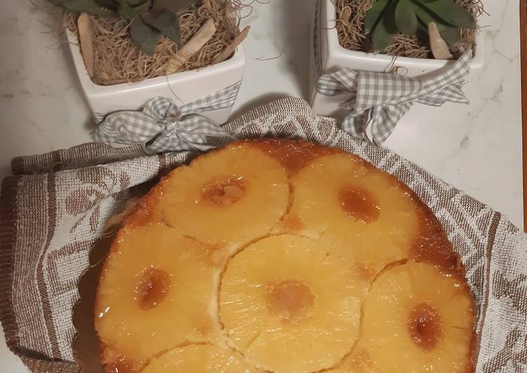 Torta all'ananas