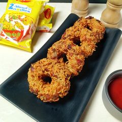 A picture of Maggi Vada.