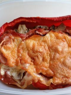 Una foto de Pimientos rojos rellenos "Félix"