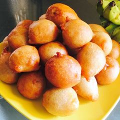A picture of Banana puff puff.