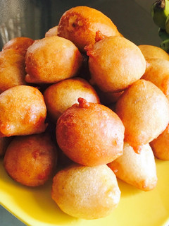 A picture of Banana puff puff.