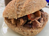 Mini bocadillo integral de melva preparada