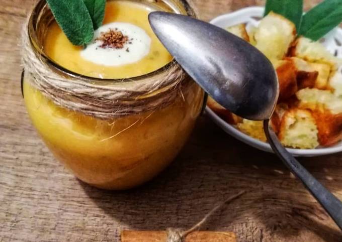 Ricetta di Qualsiasi notte della settimana Vellutata di zucca aromatizzata alla cannella 🌷