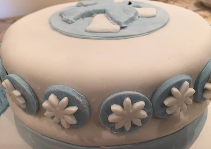 Homemade Funfetti Cake – and Fondant Decorating! | Cupcake Artist