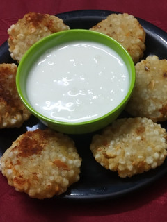 સાબુદાણા વડા (Sabudana Vada Recipe In Gujarati) રેસીપી મુખ્ય ફોટો