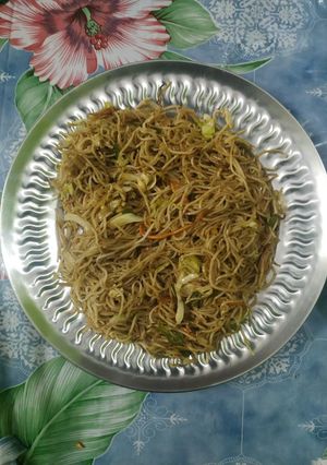A picture of Street style chowmein.