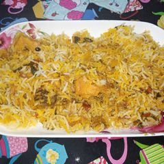 A picture of Chicken Lemon Biryani.