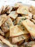 Biscuiți cu ceapă verde