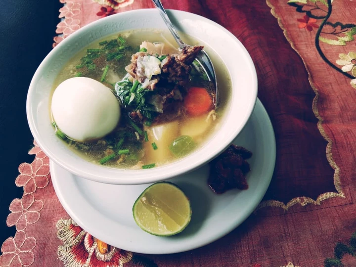 Langkah Gampang Membikin Resep Sop tulang sapi yang Bisa Manjain Lidah Anti Ribet, Menggugah Selera