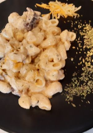 Foto principal de Pasta en salsa de queso con setas shiitake